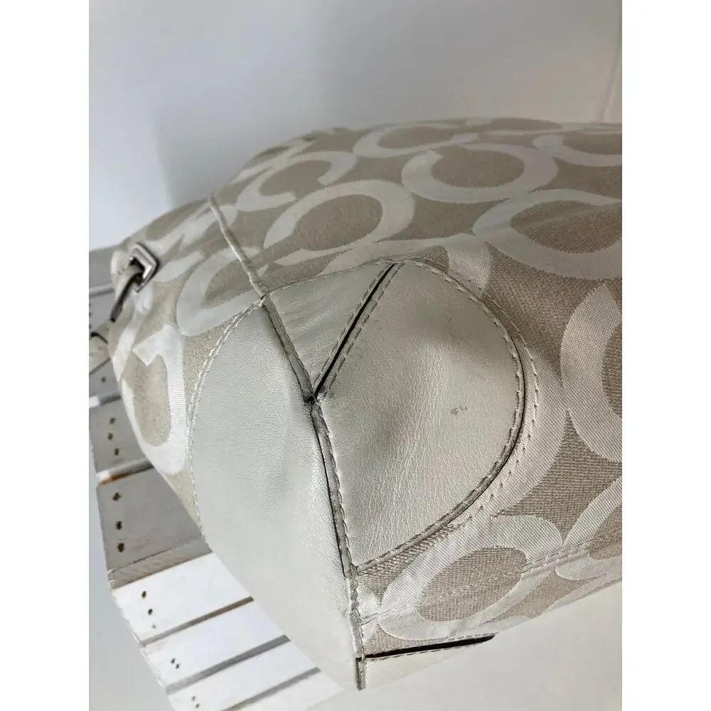 COACH 14578 LARGE IVORY, TAN SIGNATURE PRINT SHOULDER BAG